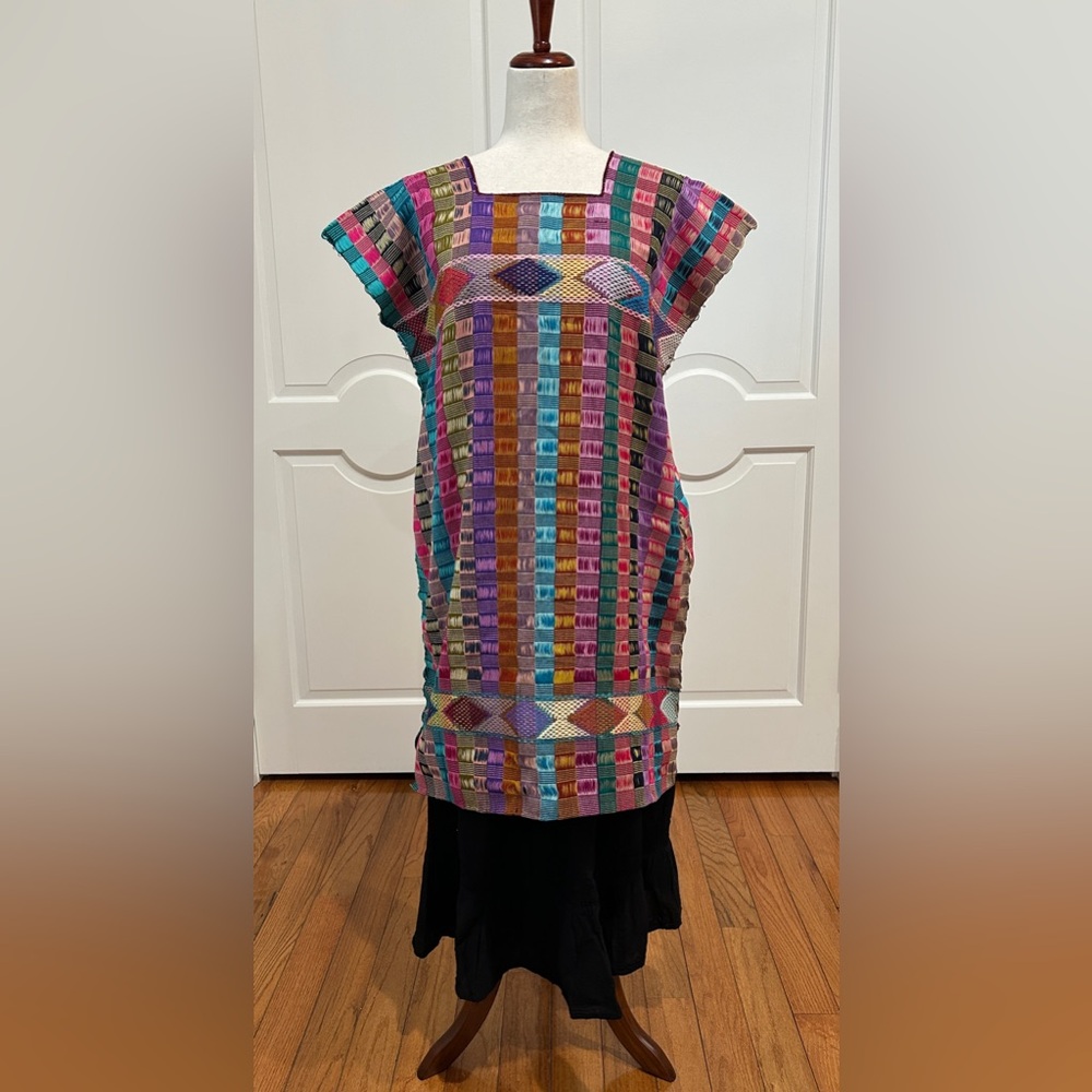 Handwoven Chiapas huipil Dress. 100 % handmade 0n a backstrap loom.